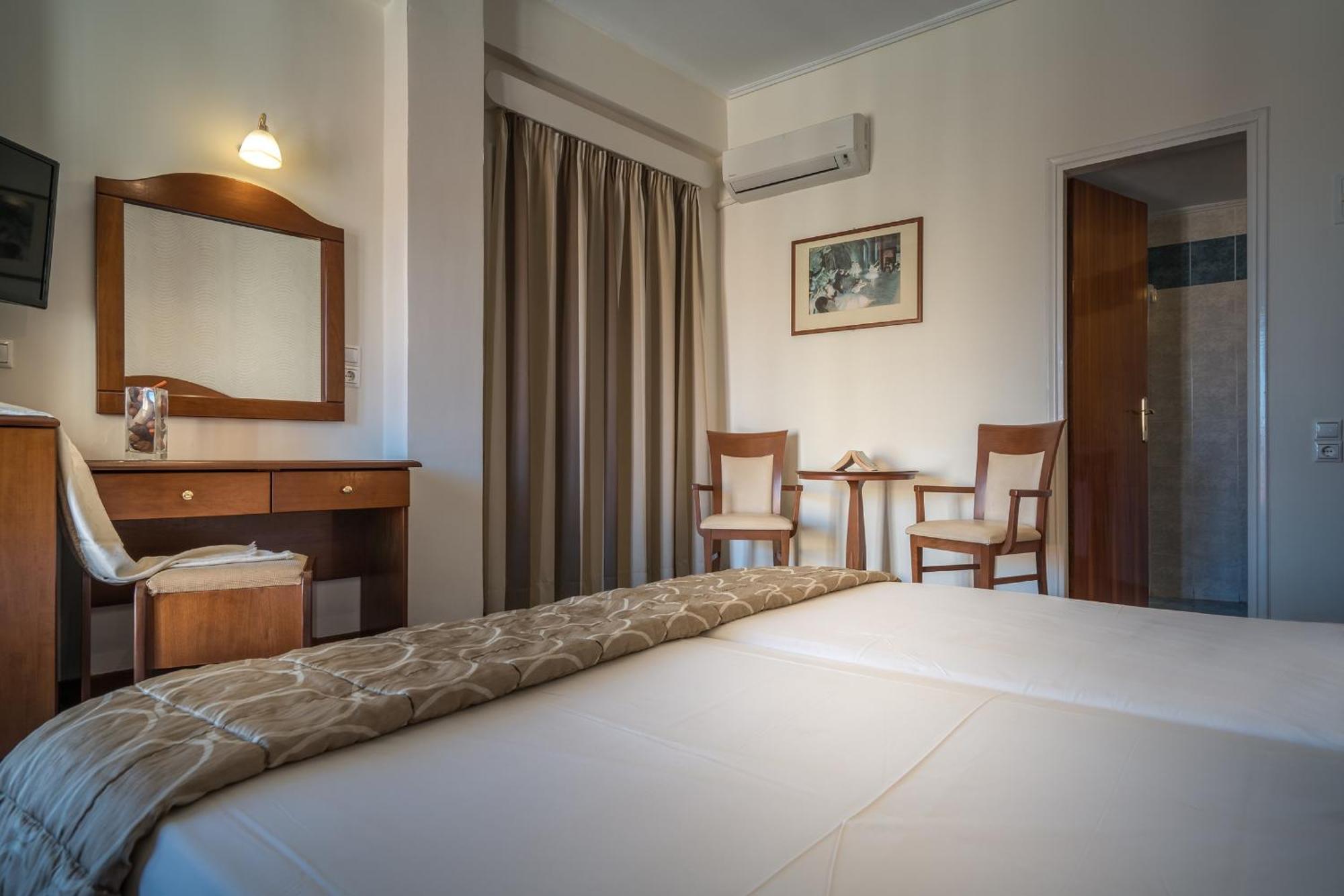 Diana Hotel Zakynthos Town Room photo